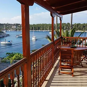 Sonia's In Fiscardo Waterfront Apartment