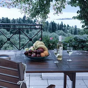 Evreti With Stunning Views, Near Fiscardo Apartment