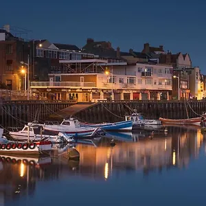 https://fourpar-lodge-stunning-lodge-in-a-great-location.yorkshirehotels.net