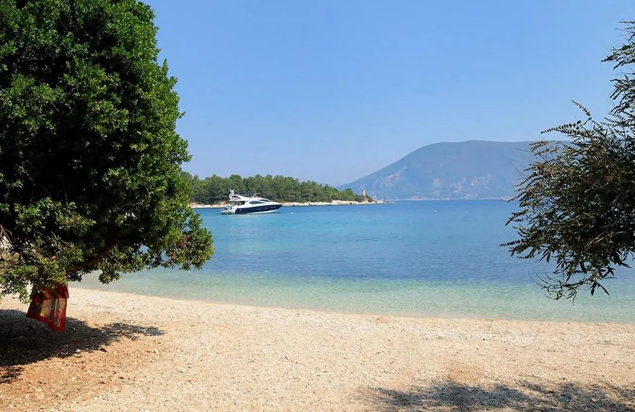Дом отдыха Villa Ireni Waterfont Фискардон Греция