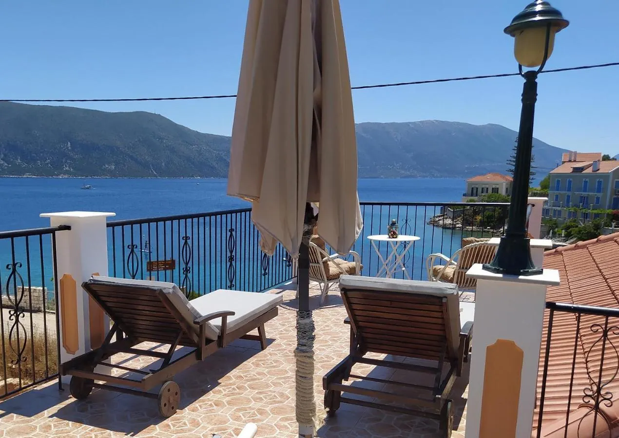 Дом отдыха Villa Ireni Waterfont Фискардон