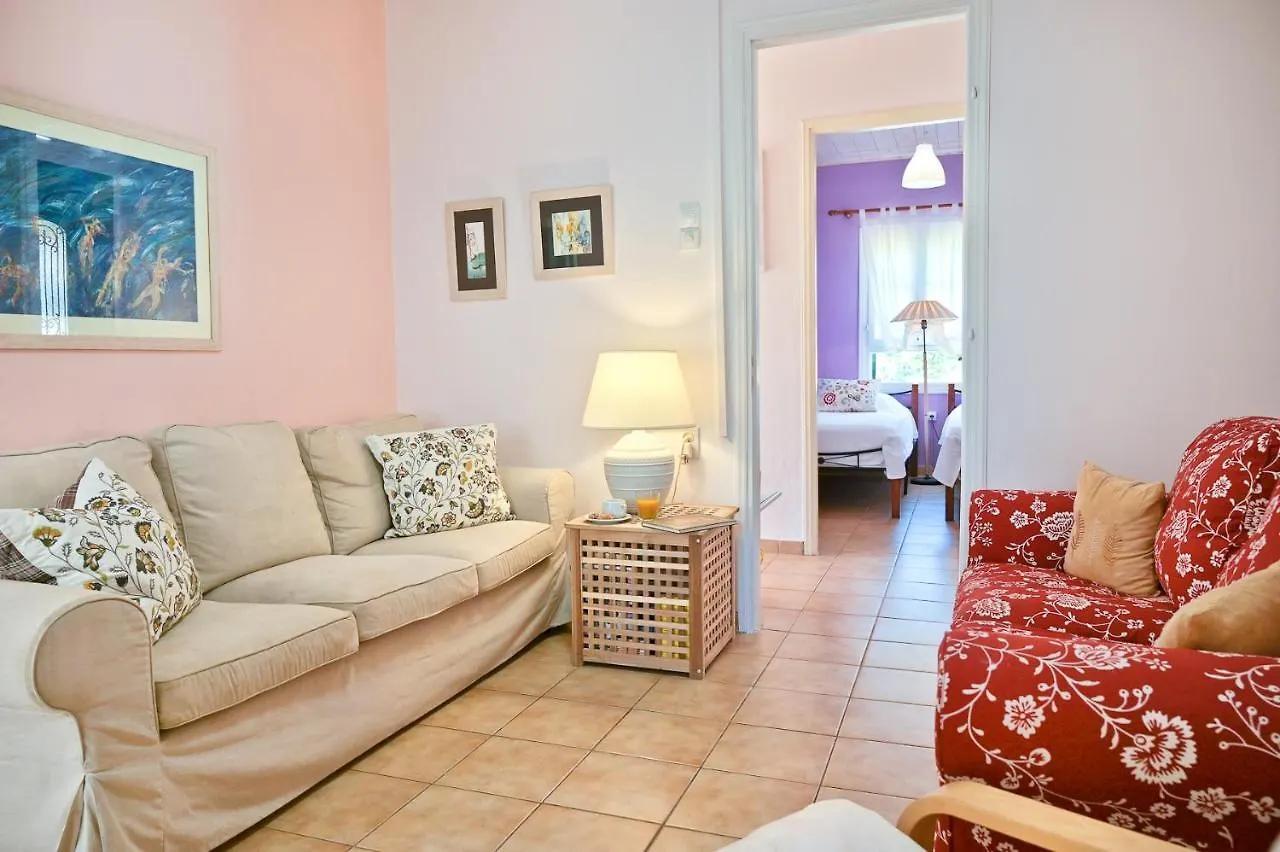 Villa Ireni Waterfont Фискардон 0*,  Греция