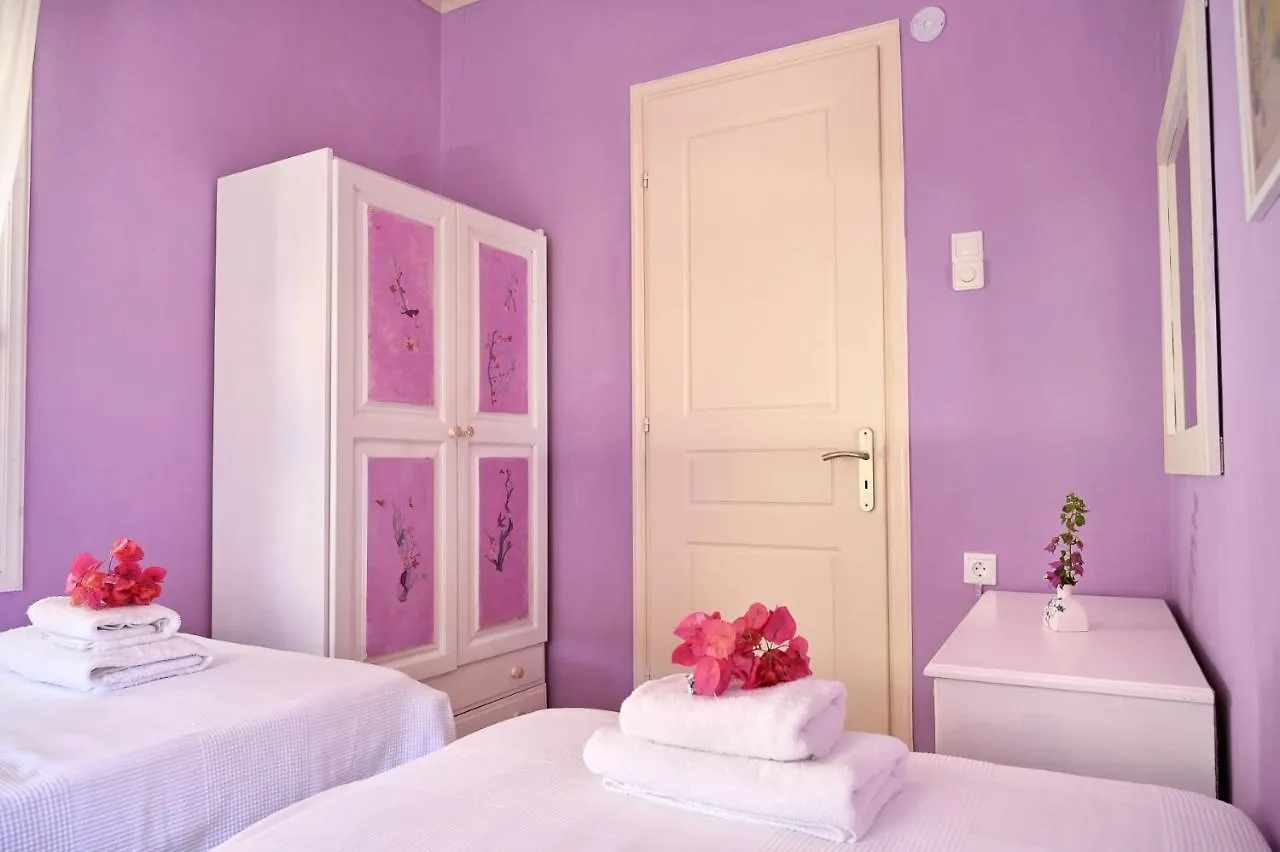 Villa Ireni Waterfont Фискардон
