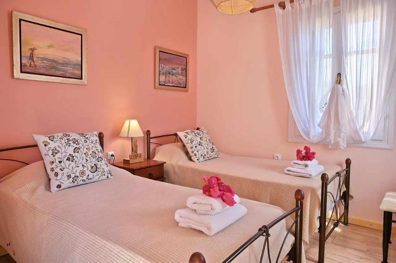 Дом отдыха Villa Ireni Waterfont Фискардон Греция